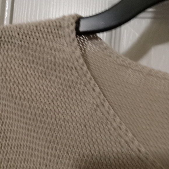 Sweater - Picture 6 of 7